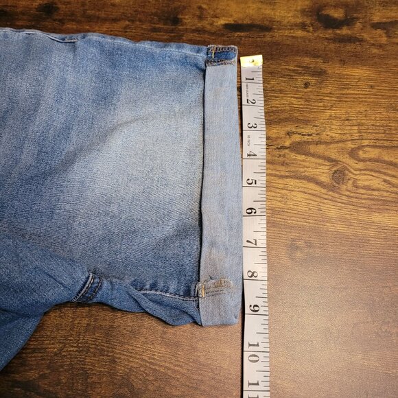 Wallflower Denim Shorts Size 11 Irresistible High Rise Cuffed Medium Light Wash - Picture 8 of 8